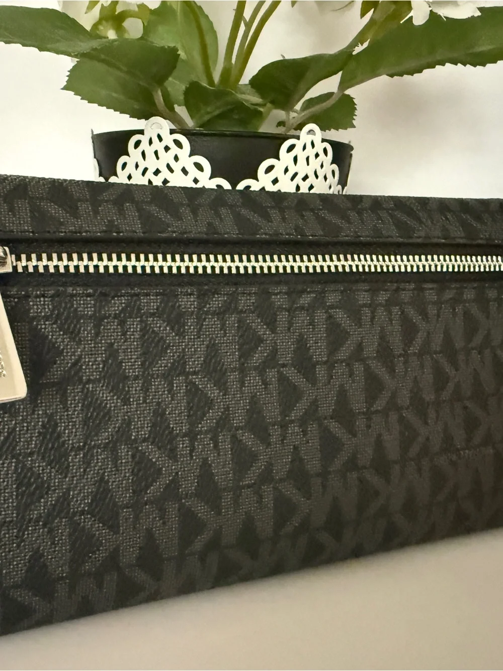 Michael Kors LG Charlotte Tote Bag + Matching Wallet